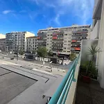 La Terrasse De Palais Des Arts